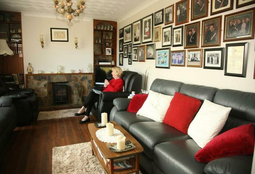 Номер Стандарт, Torine House