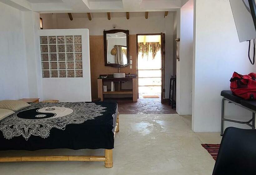 اتاق استاندارد با بالکن, Bungalow Villa Alive