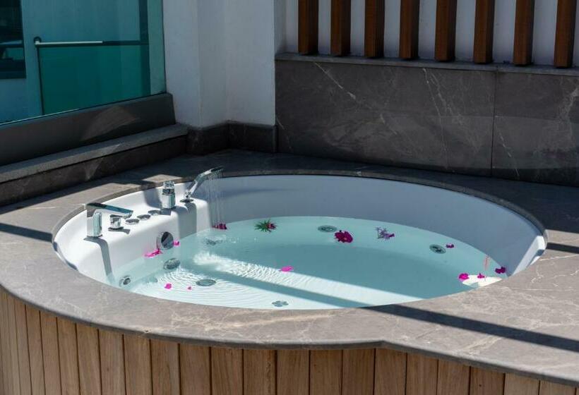 اتاق لوکس, Palm Hills Hotel Bodrum