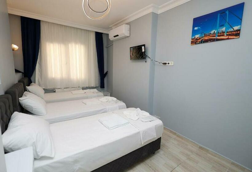 اتاق استاندارد سه نفره, Merdin Suites & Hotel   Downtown