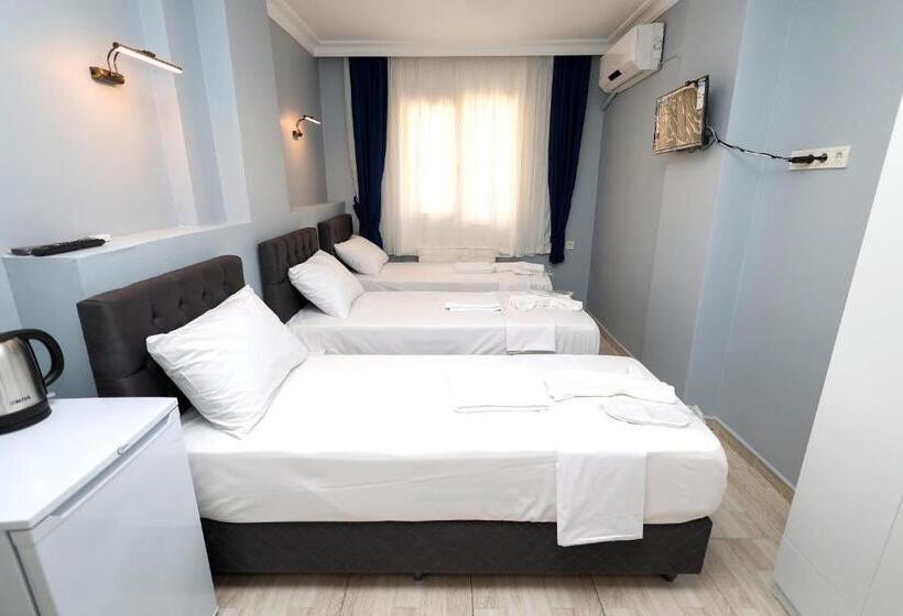 اتاق استاندارد سه نفره, Merdin Suites & Hotel   Downtown