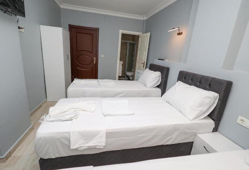 اتاق استاندارد سه نفره, Merdin Suites & Hotel   Downtown