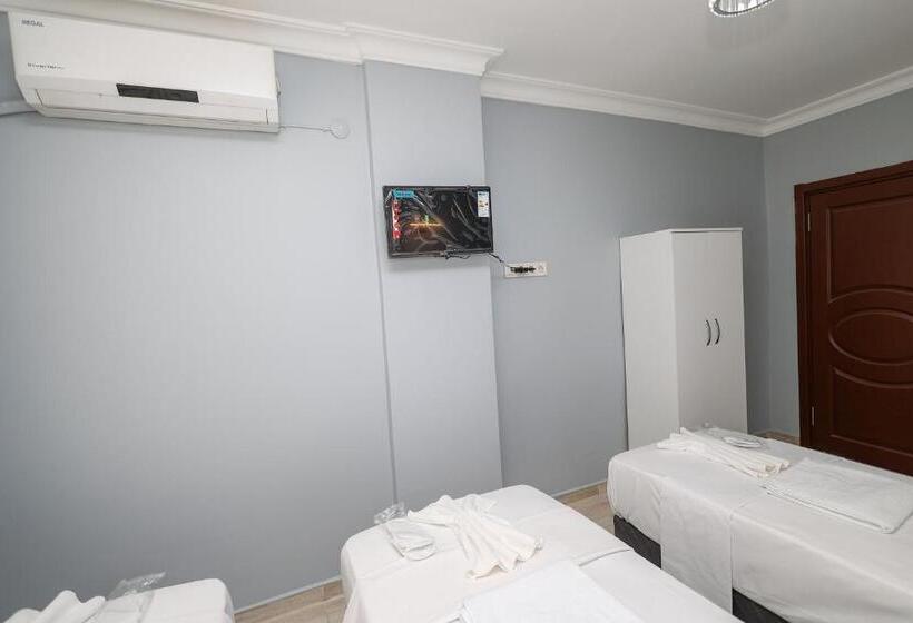 اتاق استاندارد سه نفره, Merdin Suites & Hotel   Downtown