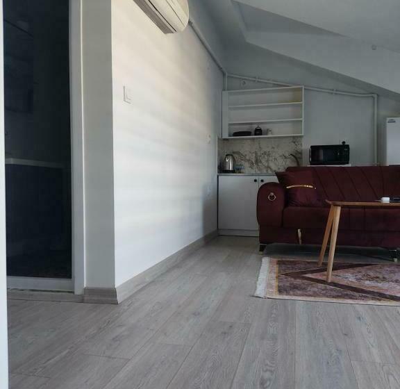 اتاق استاندارد, Istanbul Airport Family Suites