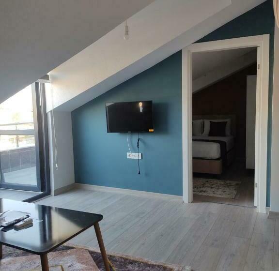 اتاق استاندارد چهار تخته, Istanbul Airport Family Suites