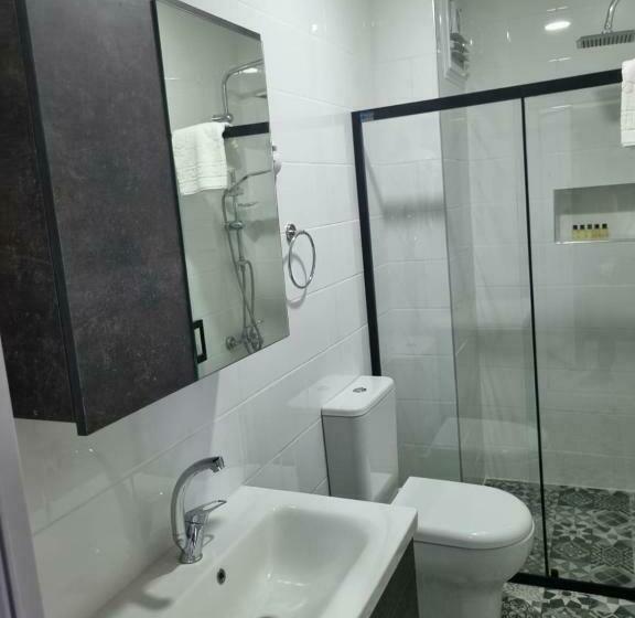 اتاق استاندارد چهار تخته, Istanbul Airport Family Suites