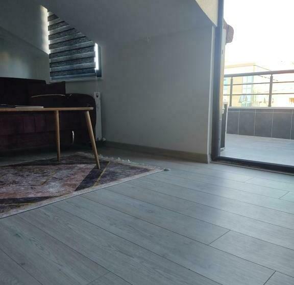 اتاق استاندارد چهار تخته, Istanbul Airport Family Suites