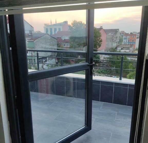 اتاق خانوادگی, Istanbul Airport Family Suites