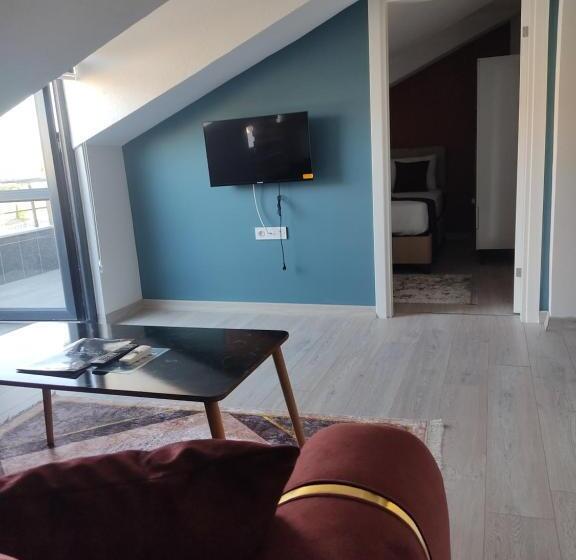 اتاق خانوادگی, Istanbul Airport Family Suites