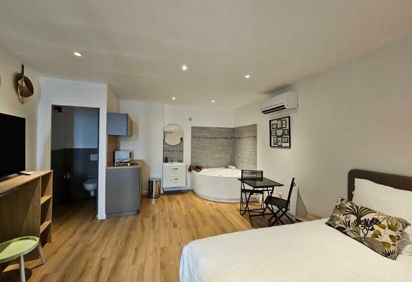 اتاق استاندارد با وان آب گرم, Rue Des Tilleuls