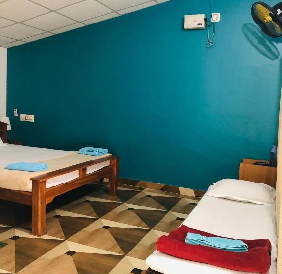 带阳台的豪华间, Silver Saands Beach Villa   Malpe Beach