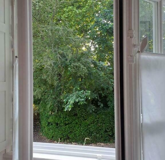 Номер Стандарт Вид на Сад, La Maison Pelloquin