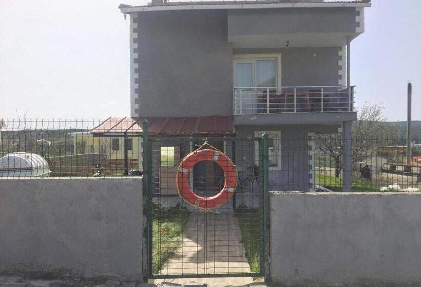 标准房带园景, Güzelbahçe Yemek Atölyesi