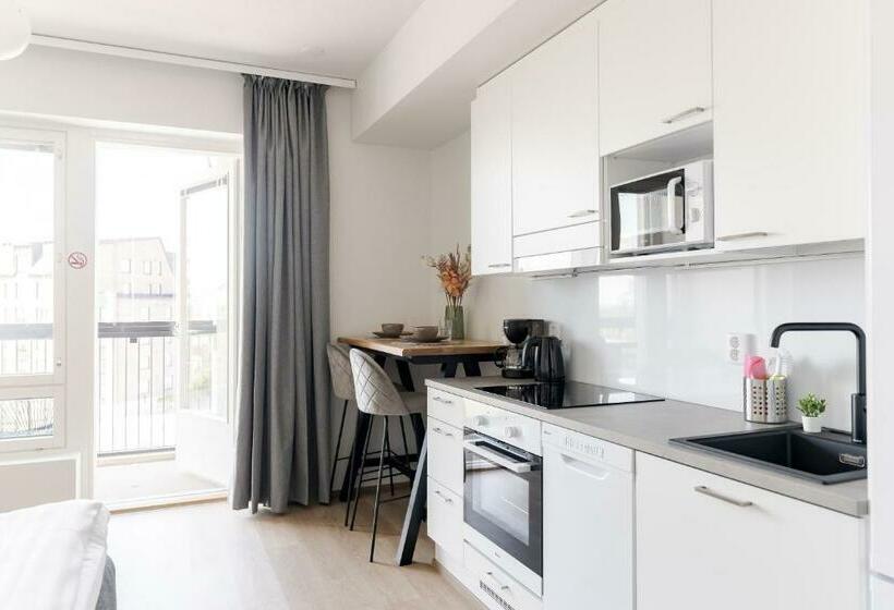 Студио Стандарт с Балконом, Serviced Apartments Pirkkala By Uhanda