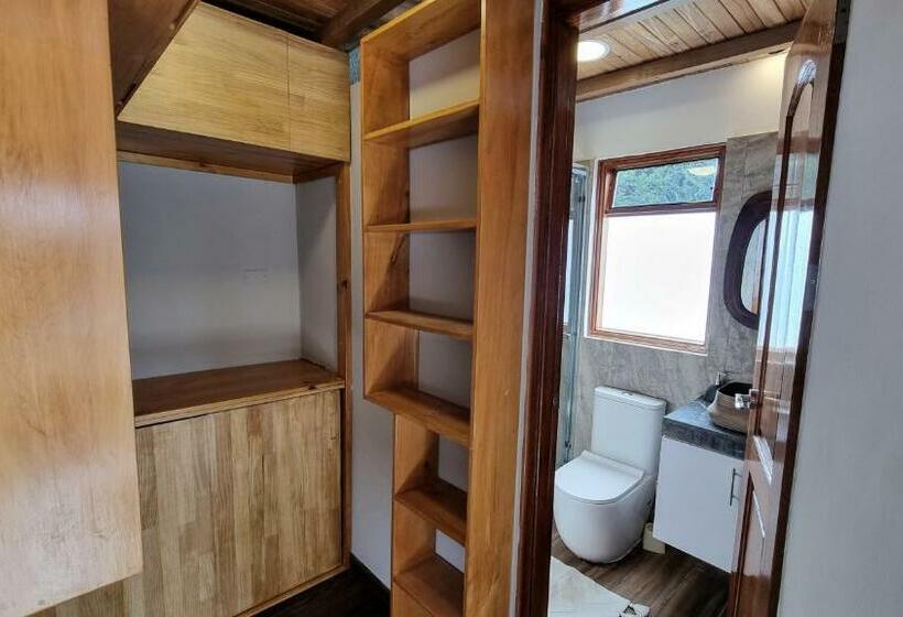 اتاق لوکس, Huandoy Lodge   Huaraz