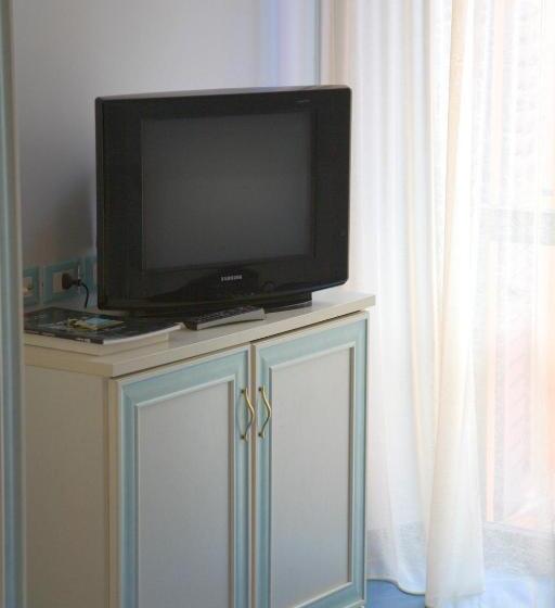 اتاق استاندارد سه نفره, Butterfly S House
