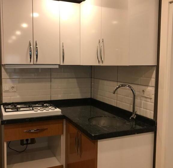 Quarto Familiar, Uzungol Huzur
