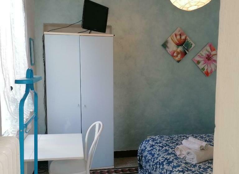 اتاق استاندارد با سرویس بهداشتی مشترک, Casa Di Osio