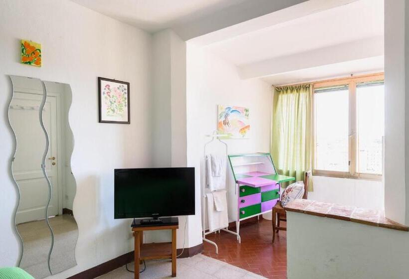 اتاق استاندارد با سرویس بهداشتی مشترک, Casa Di Osio