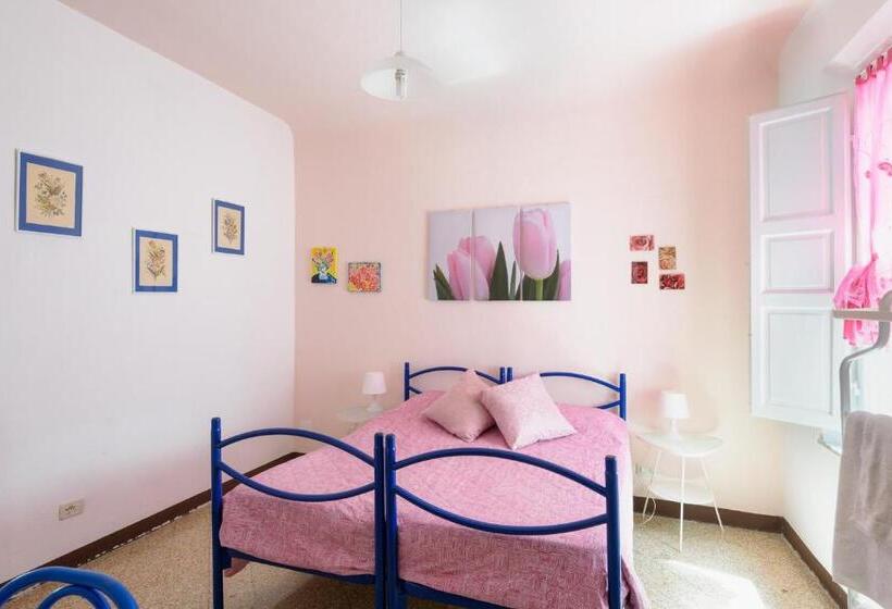 اتاق استاندارد با سرویس بهداشتی مشترک, Casa Di Osio