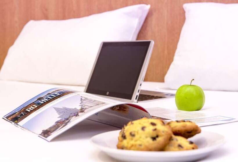 Номер Стандарт Адаптированный для Инвалидов, B&b Hotel La Rochelle Centre
