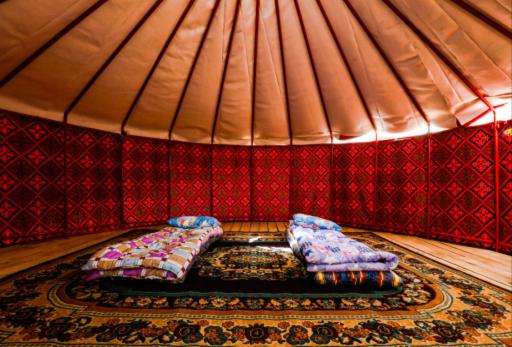 اتاق لوکس, Duet Hostel &