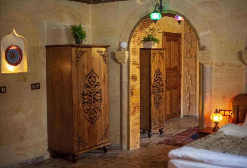 سوییت خانوادگی, Peace Stone House