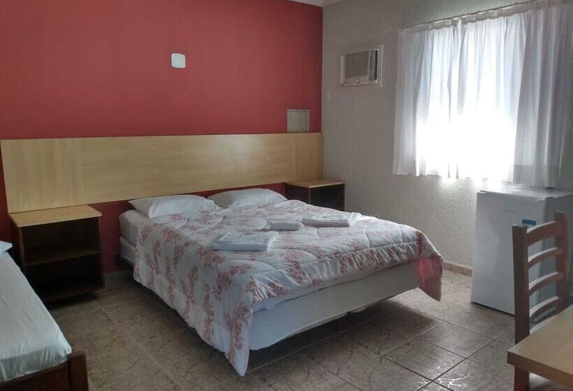 StandaardKamer, Venice Ubatuba