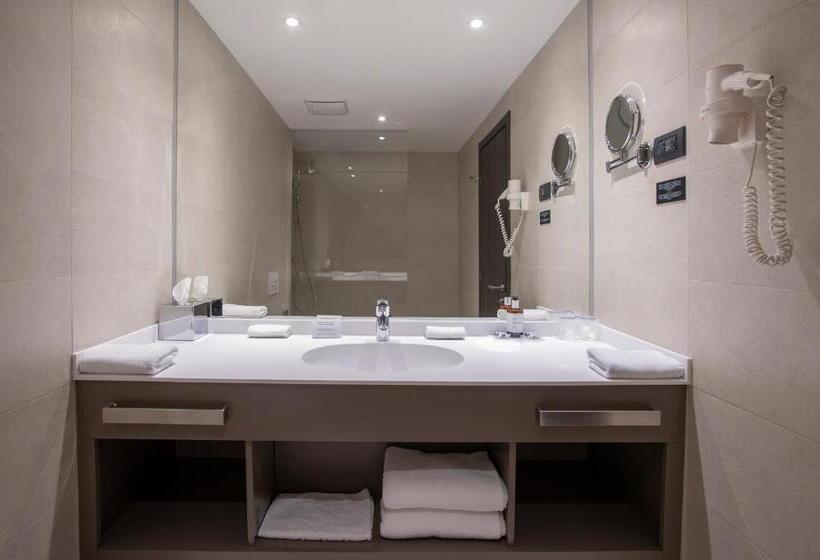 سوییت, Voco   Podgorica, An Ihg