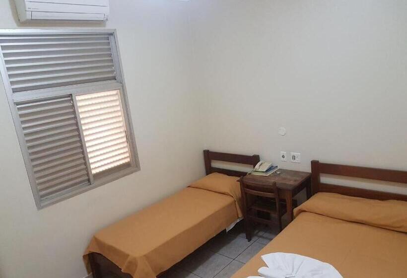 스탠다드 트리플 룸, Scala Hotel Barretos