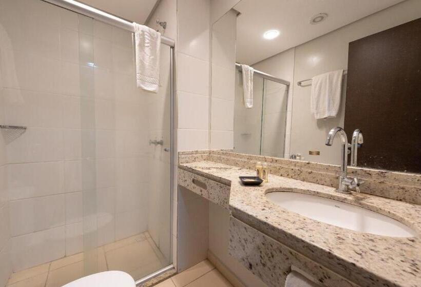 经济房, Class Hotel Passos