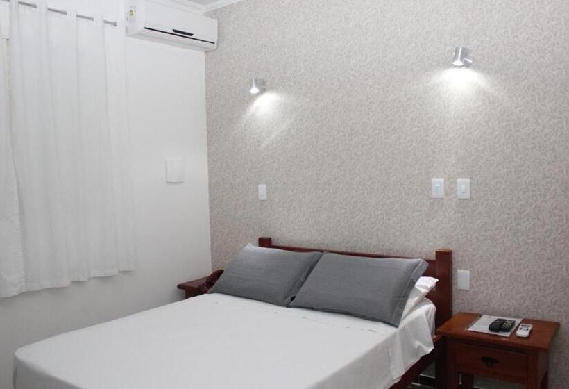 Quarto Estandar, Village Campinas
