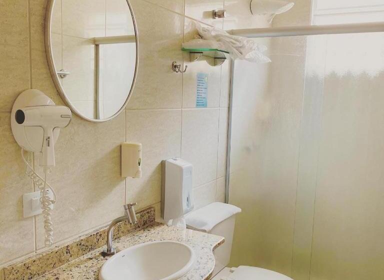 Quarto Quádruplo Estandar, Village Campinas