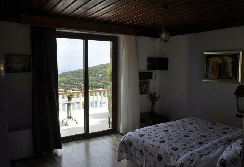 Номер Стандарт Вид на Море с Балконом, Taş Avlu Butik Otel