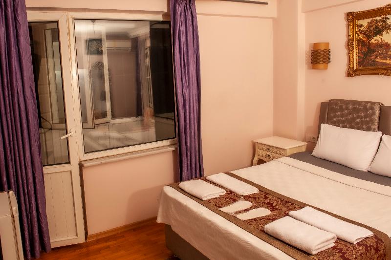 اتاق استاندارد با چشم‌انداز باغ, Yesim Suites