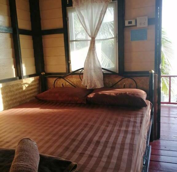 기본룸, Golden Beach Resort Koh Phangan