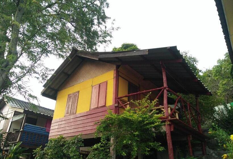 스탠다드 방갈로, Golden Beach Resort Koh Phangan