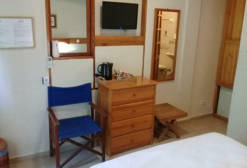 Standard Room, Uzhan Beach