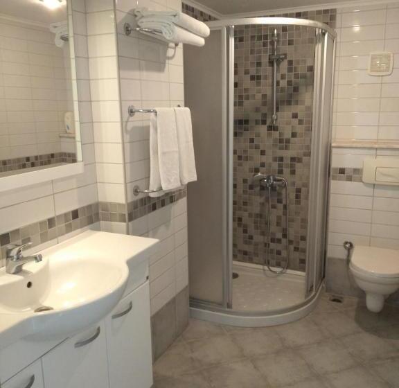 Трехместный Номер Superior, Uzhan Beach