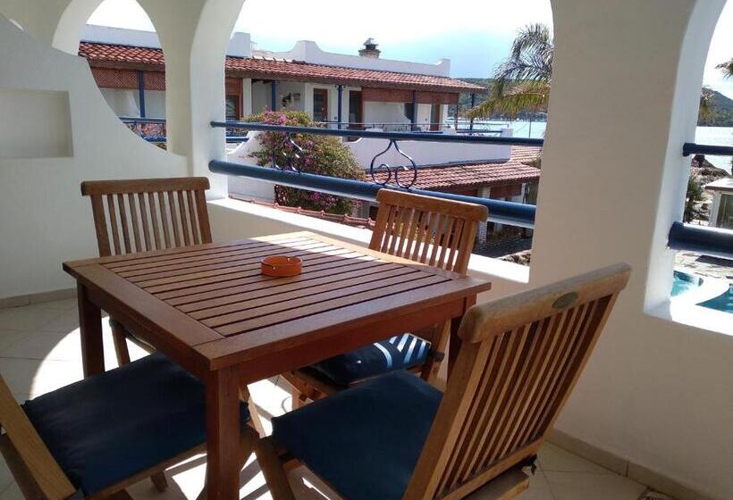 Superior Room, Uzhan Beach