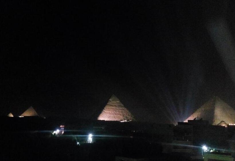 اتاق لوکس, Pyramids Power Inn