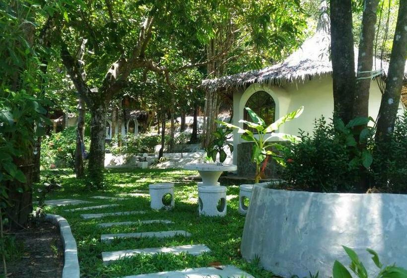 ویلای استاندارد با چشم‌انداز باغ, Flower Power Farm Village