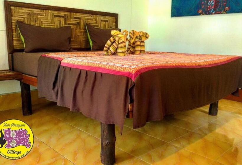 اتاق استاندارد با تخت بزرگ, Flower Power Farm Village