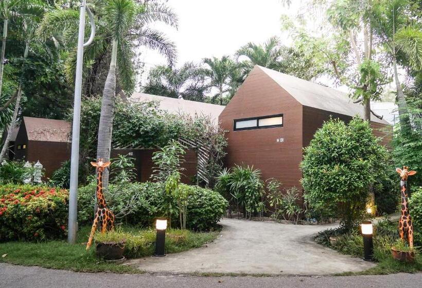 ویلای 1 خوابه, Villa Navin