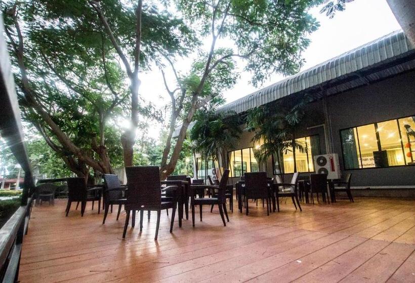 آپارتمان خانوادگی 2 خوابه, Villa Navin