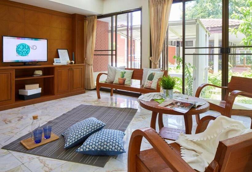 ویلای 1 خوابه با چشم‌انداز باغ, Villa Navin