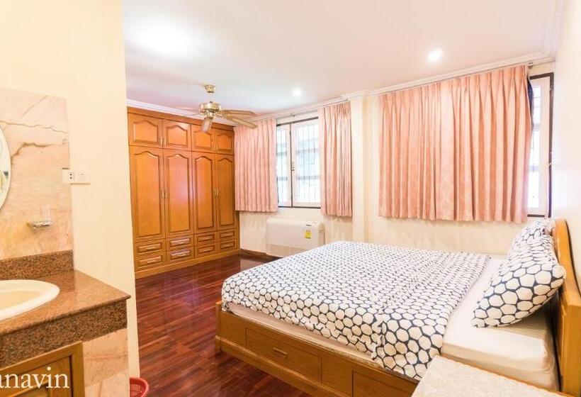 ویلای یک اتاق خوابه با استخر شنا, Villa Navin