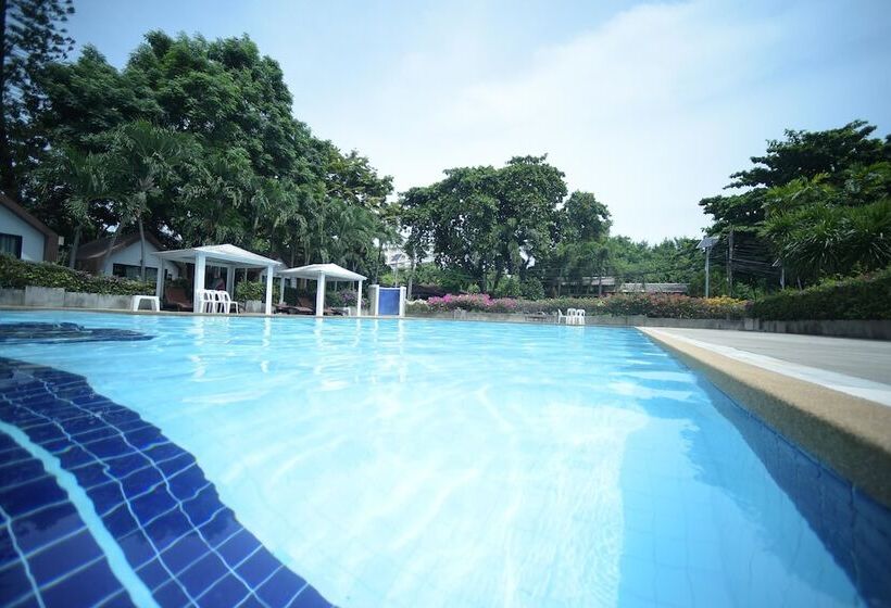 سوئیت خانواده 2 خوابه, Villa Navin