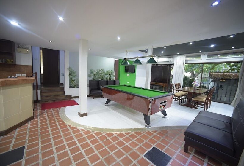 ویلای 1 خوابه با چشم‌انداز دریا, Villa Navin