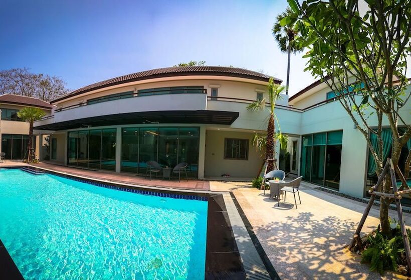 ویلا پریمیوم 1 خوابه, Villa Navin